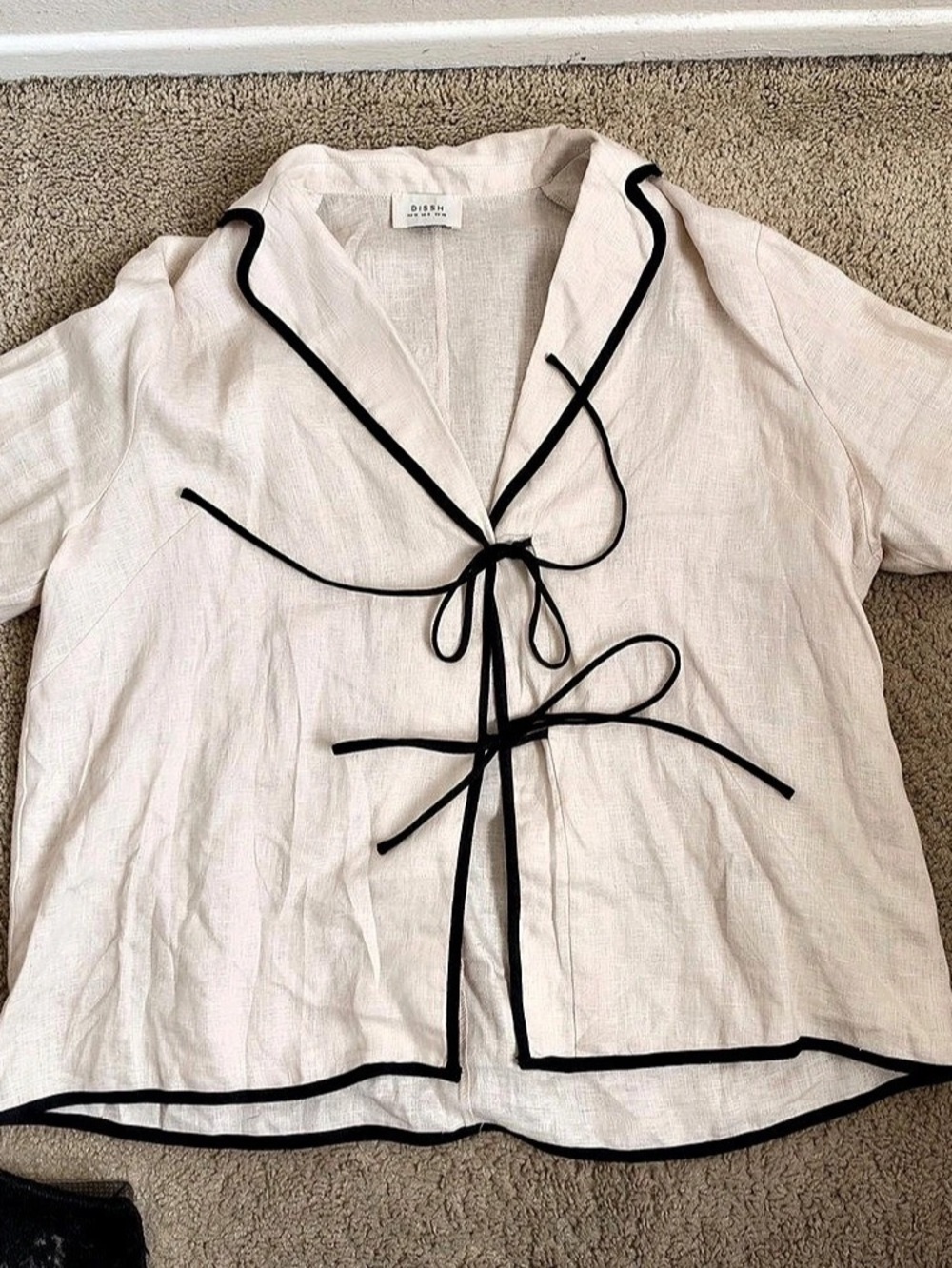 Dissh Von Cream Linen Shirt Blouse Black Trim Size 6